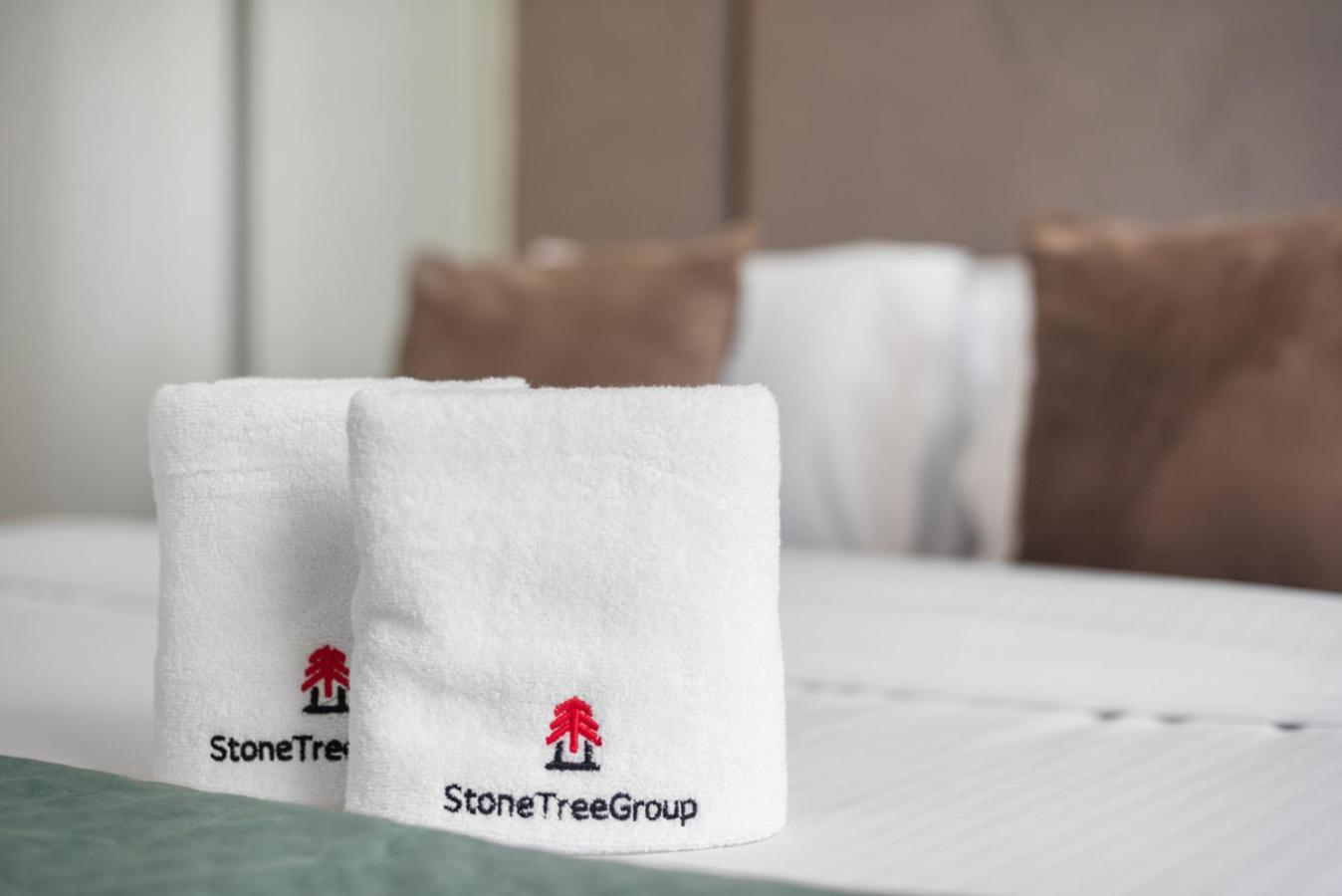 Stonetree - Brand New - Modern 1 Br Apartment Dubai